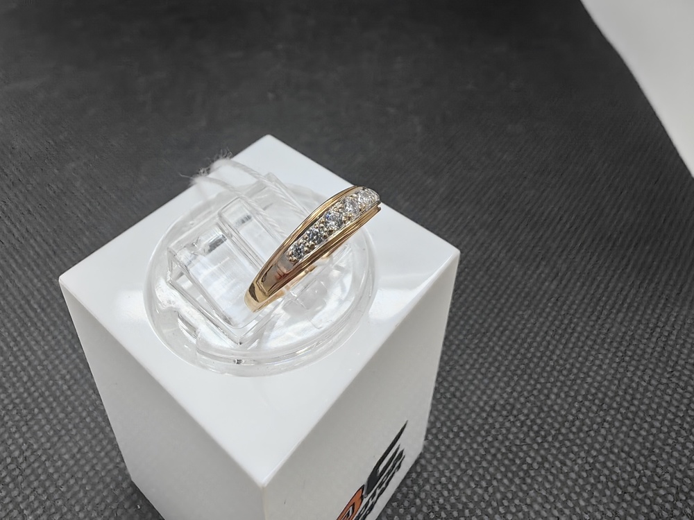 КОЛКМИ585 КОЛЬЦО С КАМНЯМИ (Au 585) КОЛКМИ585 КОЛЬЦО С КАМНЯМИ (Au 585)