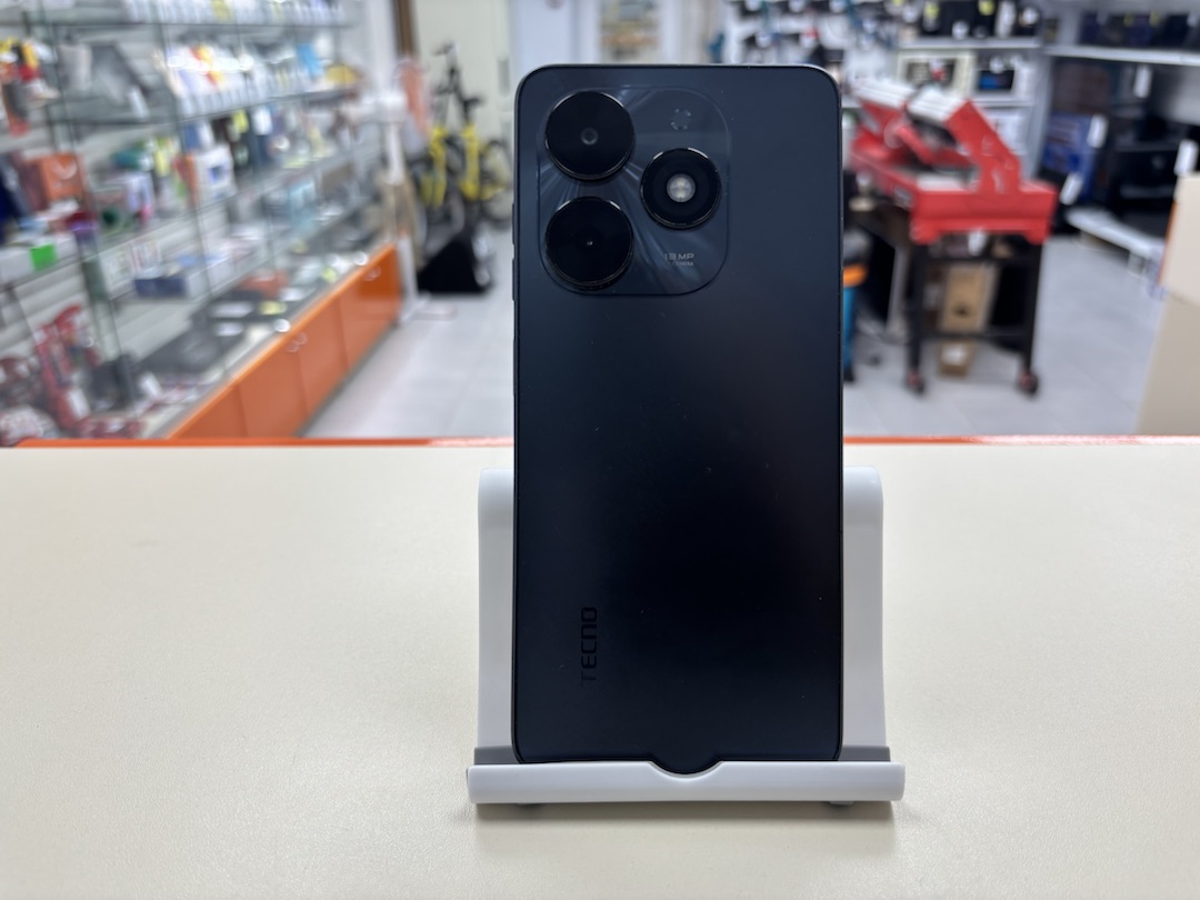 Смартфон Tecno Spark Go 2024 4/64