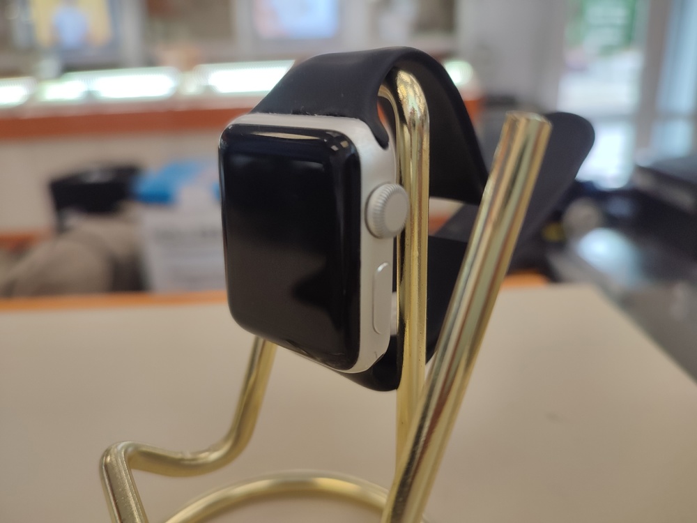 Смарт-часы Apple Watch Series 3 38 мм