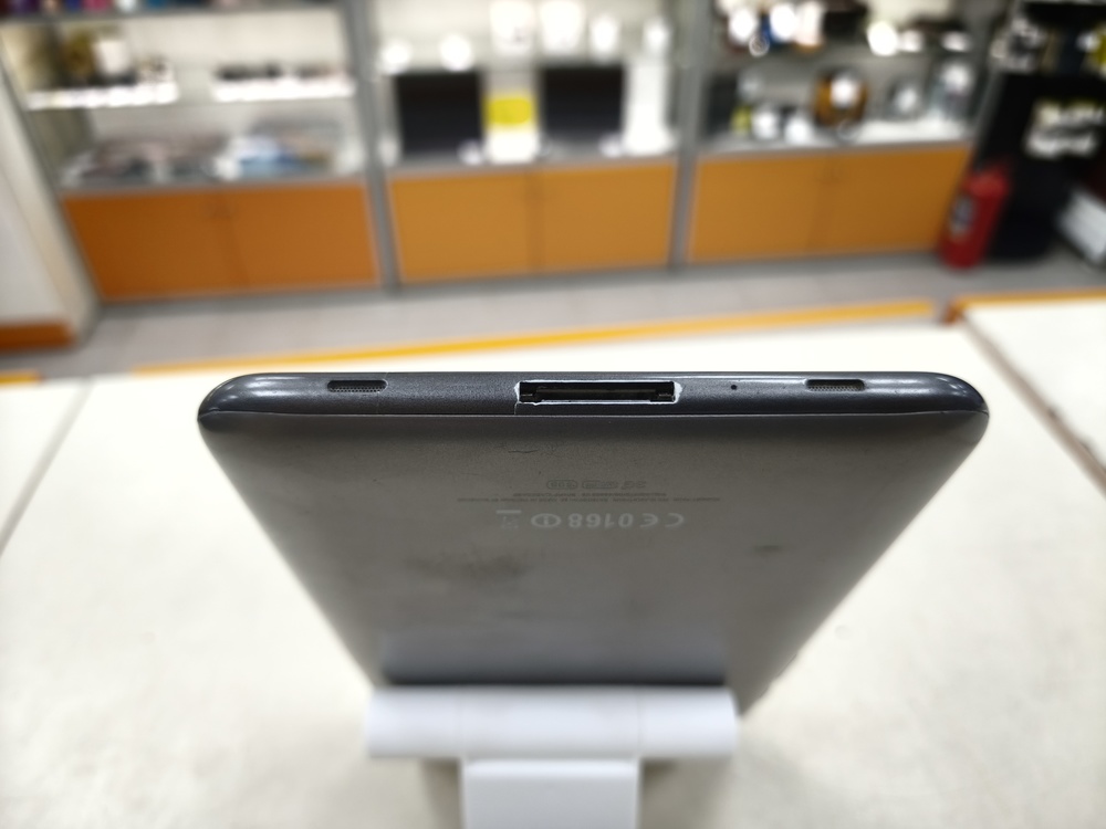 Планшет Samsung Galaxy Tab E 9.6 (SM-T561) 8Gb