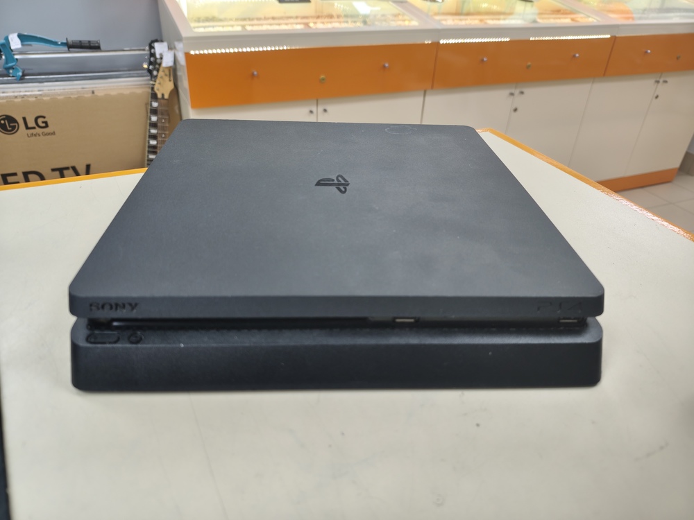 Игровая приставка PlayStation 4 Slim 500GB