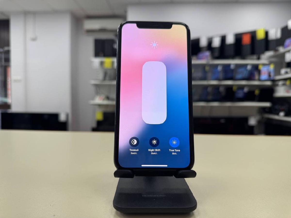 Смартфон Apple iPhone 11 Pro 64Gb