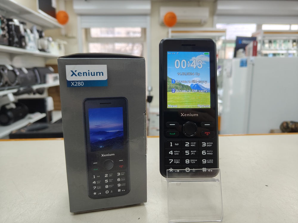 Мобильный телефон Philips X280