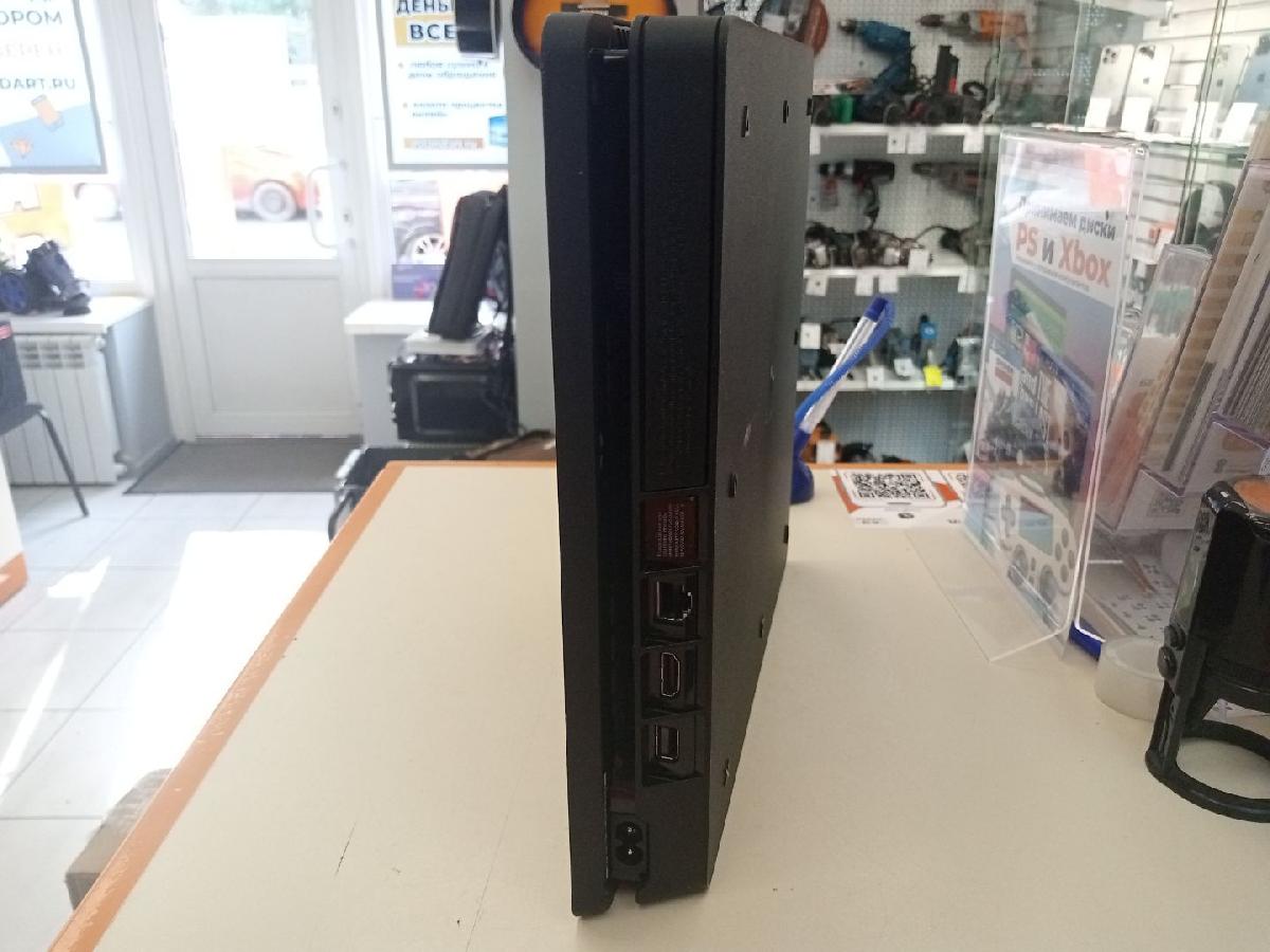 Игровая приставка PlayStation 4 Slim 500GB Игровая приставка PlayStation 4 Slim 500GB
