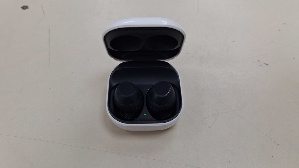 Наушники беспроводные Samsung BUDS FE