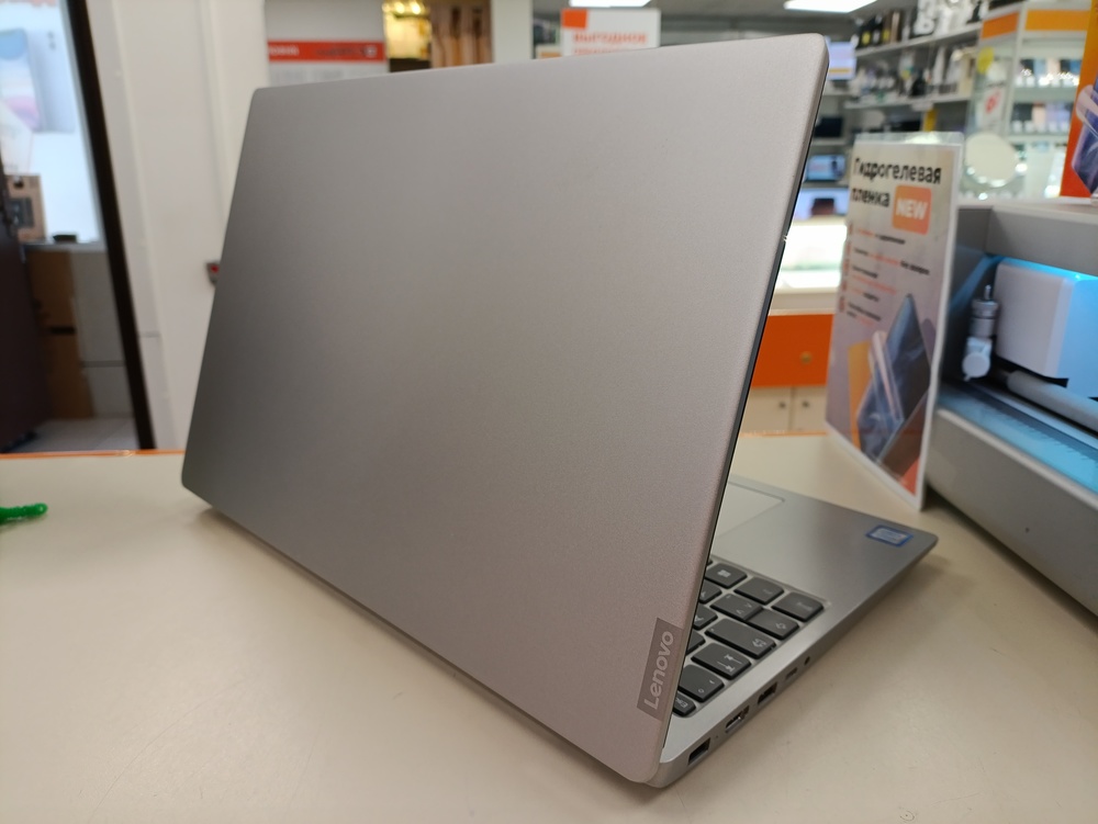 Ноутбук Lenovo 81GC 330S-15IKB GTX 1050; Core i5-8250U, GeForce GTX 1050 4GB, 4 Гб, 256 Гб, Нет