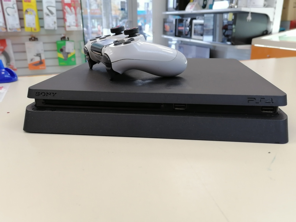 Игровая приставка PlayStation 4 Slim 500GB