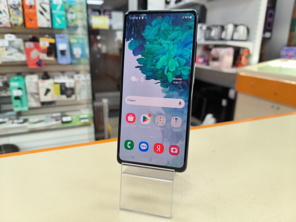 Смартфон Samsung Galaxy S20 FE 6/128