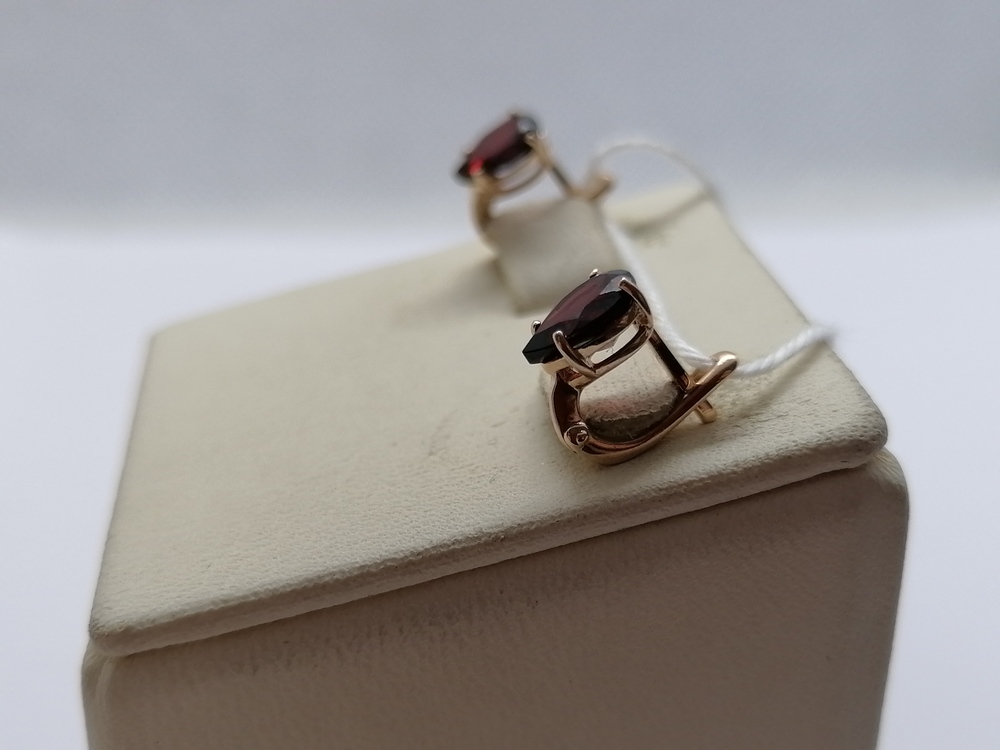 СКМ585 СЕРЬГИ С КАМНЕМ (Au 585)