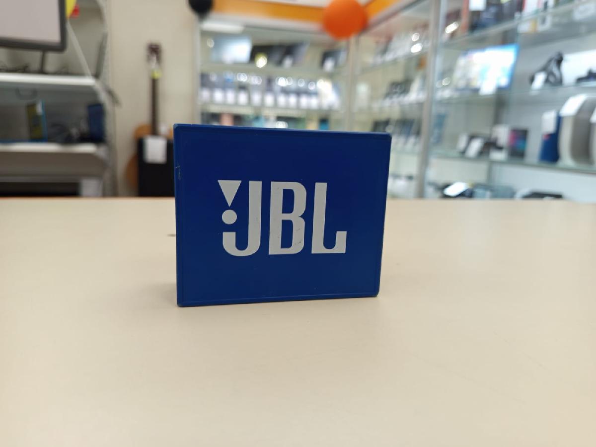 Портативная акустика JBL GO ESSENTIAL