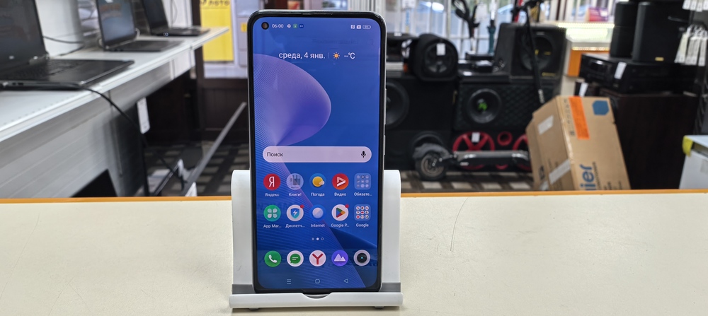 Смартфон Realme 8 6/128