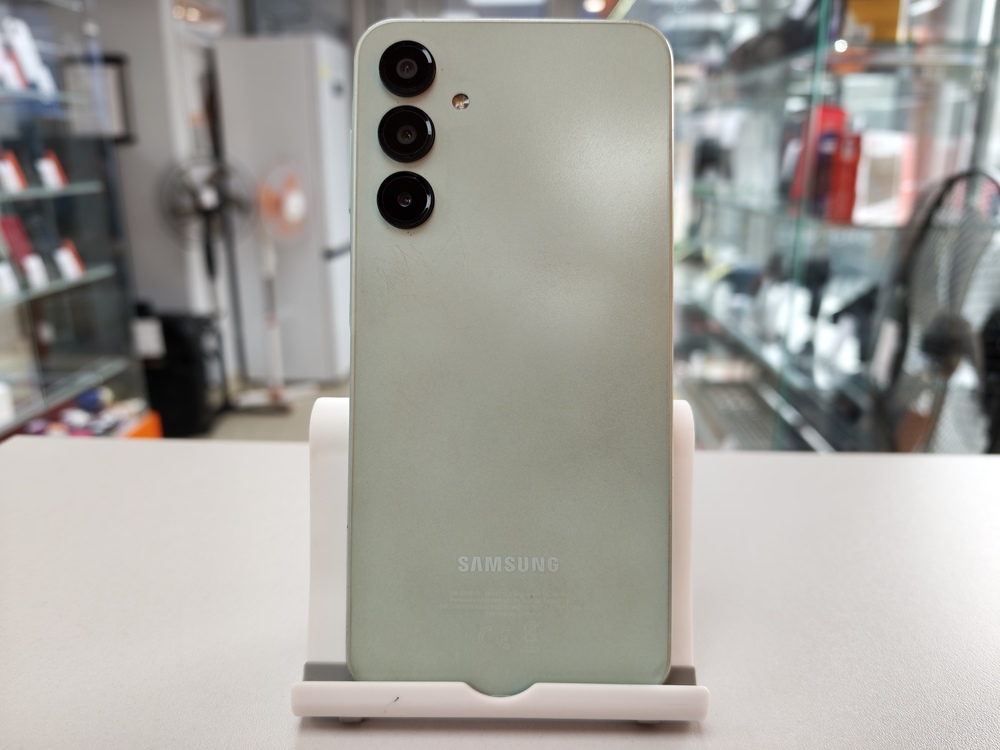 Смартфон Samsung Galaxy A16 8/256