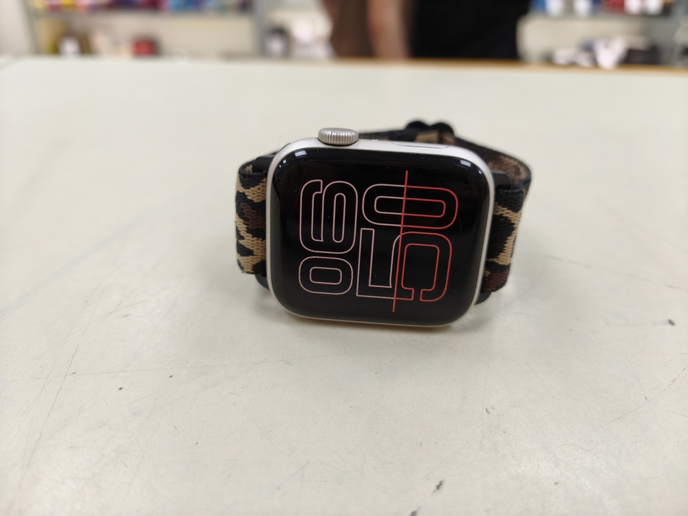 Смарт-часы Apple Watch SE 2022 44mm