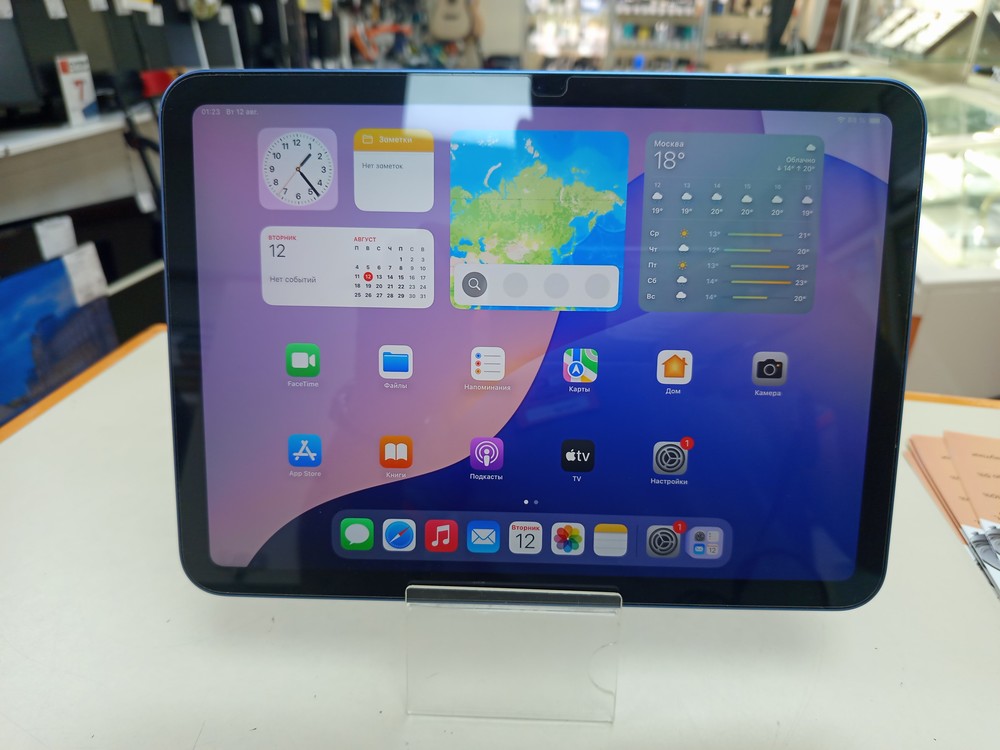 Планшет Apple iPad 10 64 ГБ (2022 A2696 (Wi-Fi)