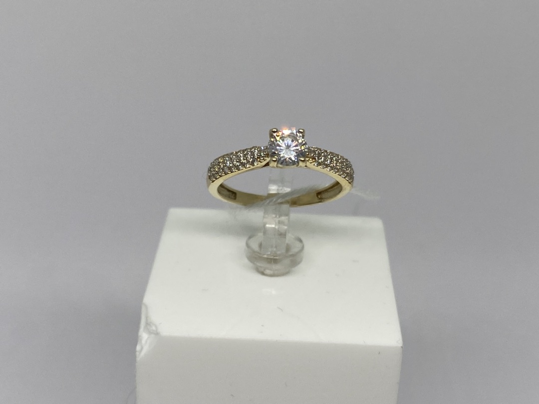 КОЛКМИ585 КОЛЬЦО С КАМНЯМИ (Au 585)