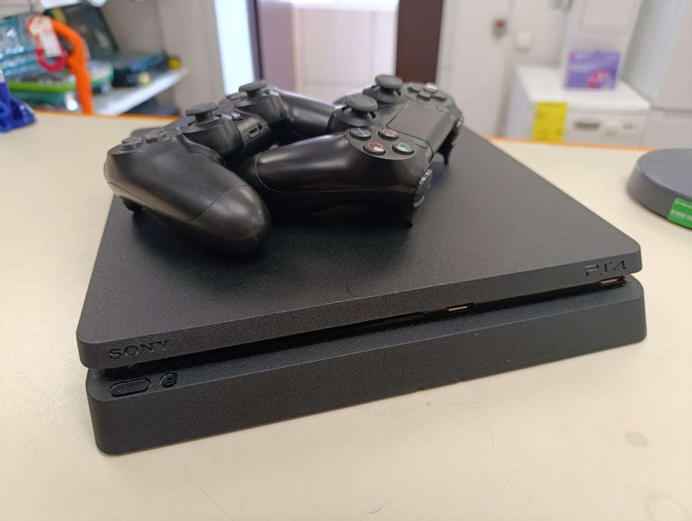 Игровая приставка PlayStation 4 Slim 500GB