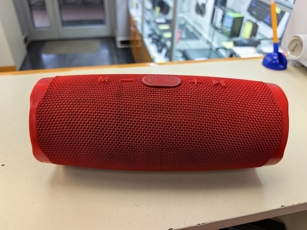 Умная колонка JBL Сlip4