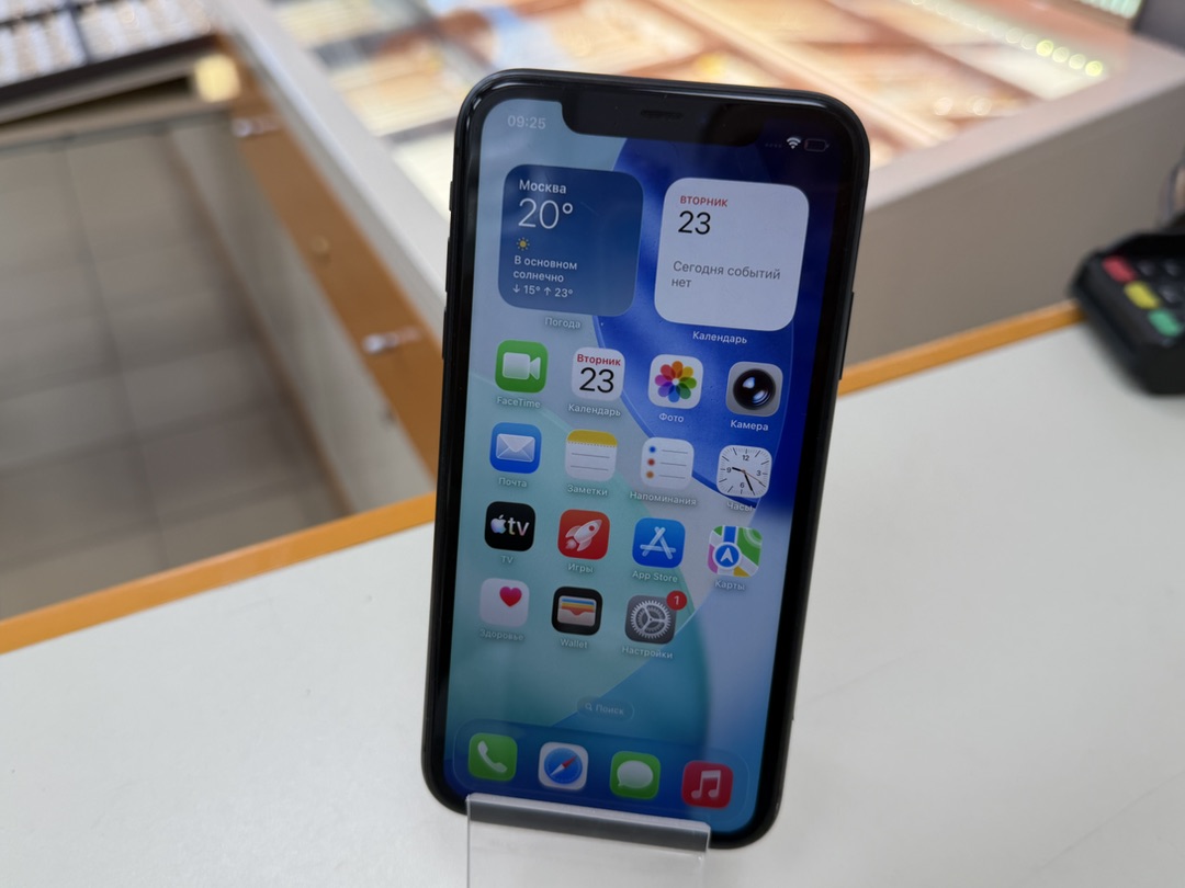 Смартфон Apple iPhone 11 128Gb