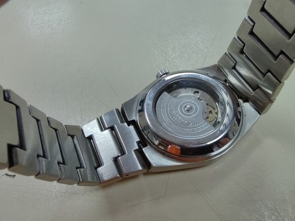 Часы наручные TISSOT T137407A