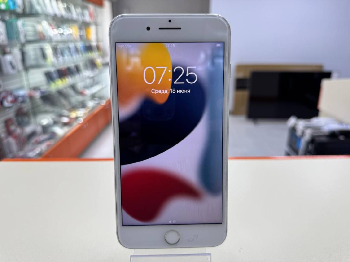 Смартфон Apple iPhone 7 Plus 32Gb