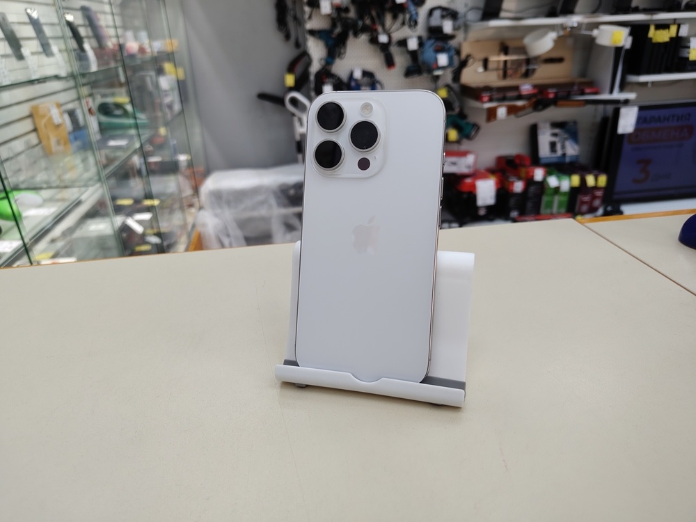 Смартфон Apple Iphone 16 Pro 128Gb