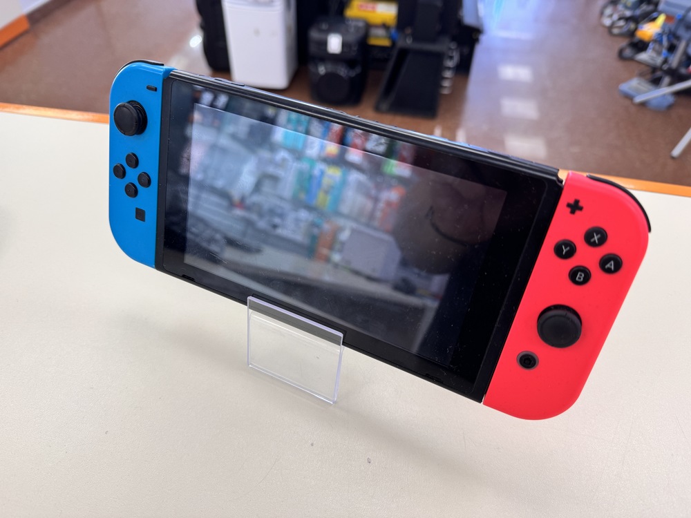 Игровая приставка Nintendo Switch