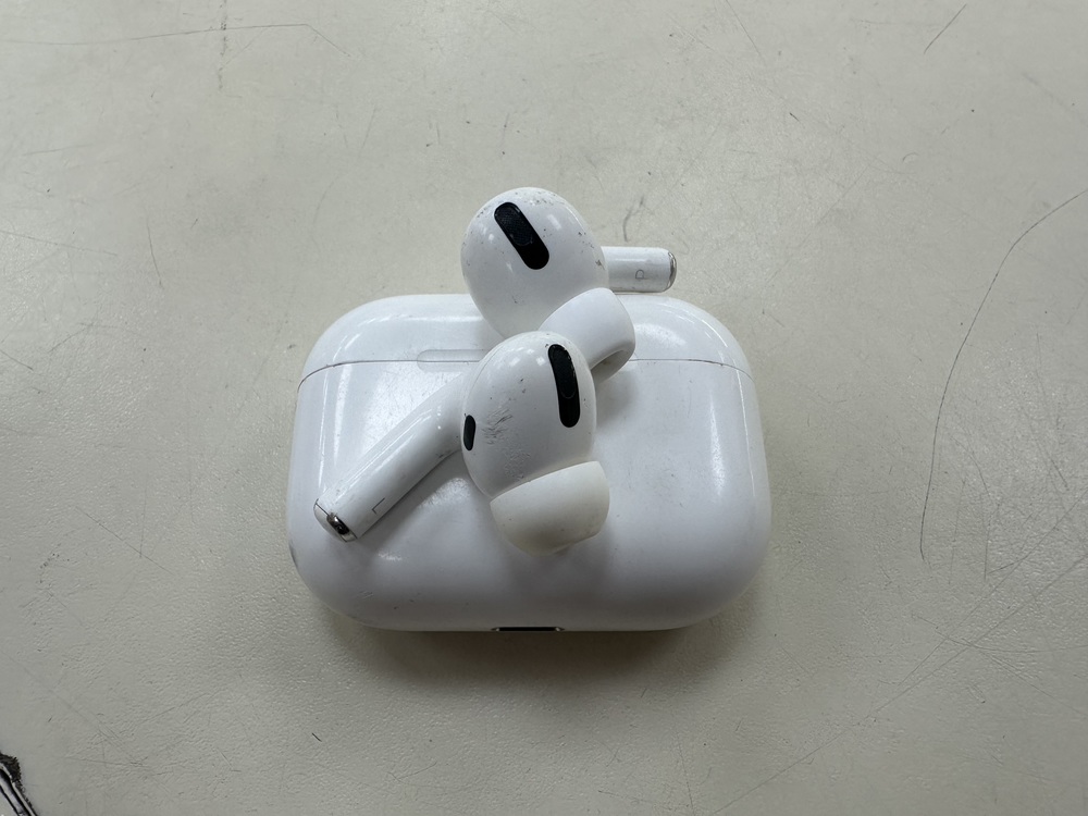 Наушники беспроводные Apple AirPods Pro