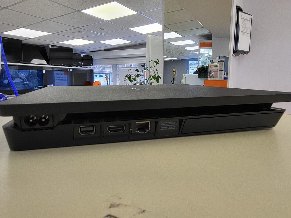 Игровая приставка PlayStation 4 Slim 1Tb