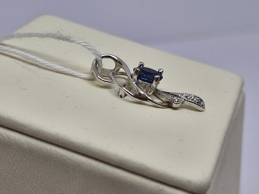 ПОДВЕСКА С КАМНЯМИ (Au 585)