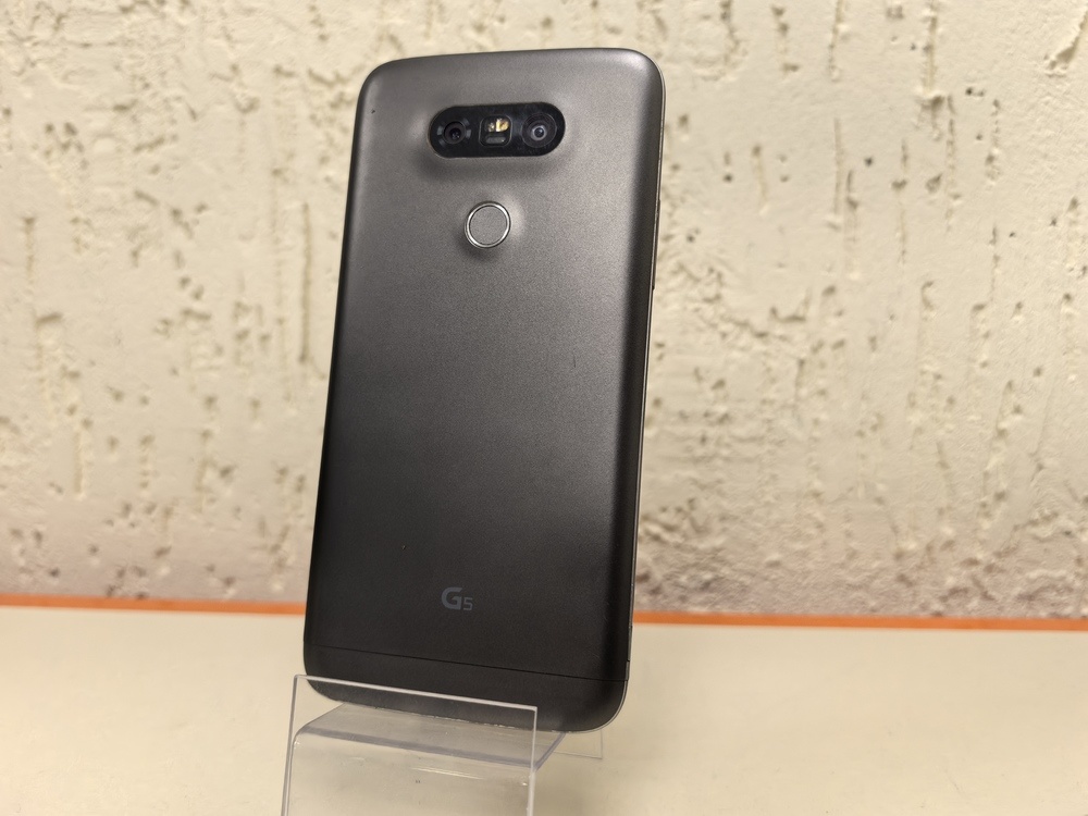 Смартфон LG G5