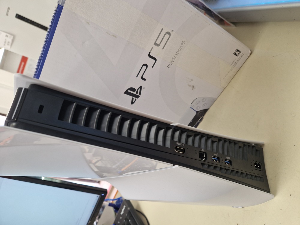 Игровая приставка PlayStation 5 Slim 1TB (С дисководом)