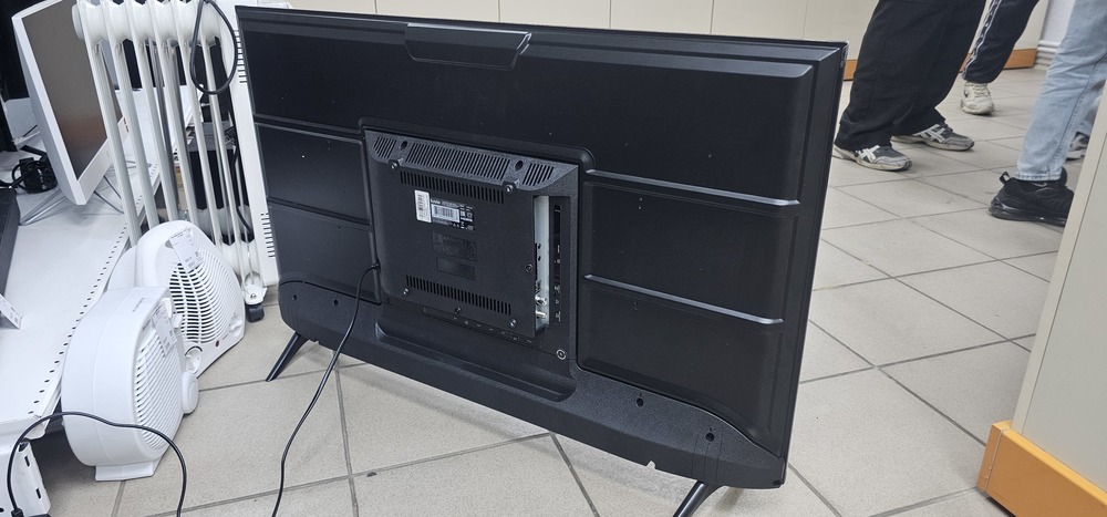 LED Телевизор Tuvio TD43FFBSV1