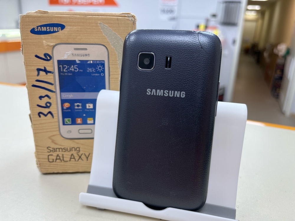 Смартфон Samsung Galaxy Young 2 4