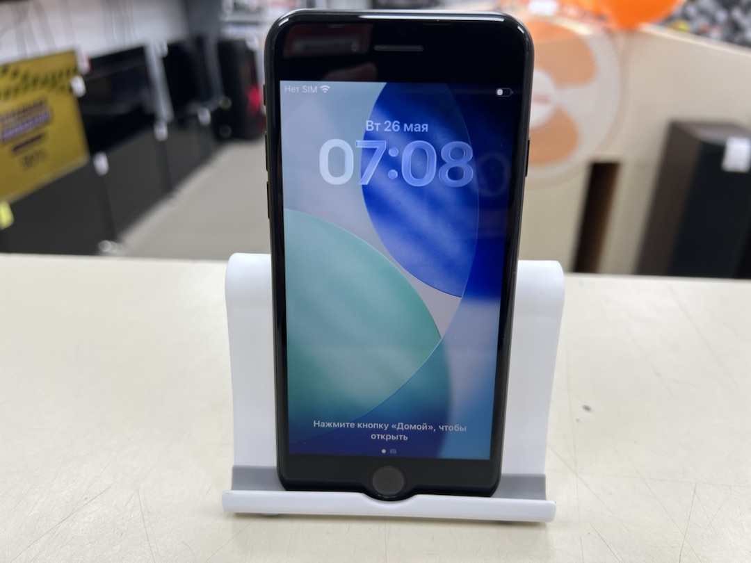 Смартфон Apple iPhone SE 2020 64Gb