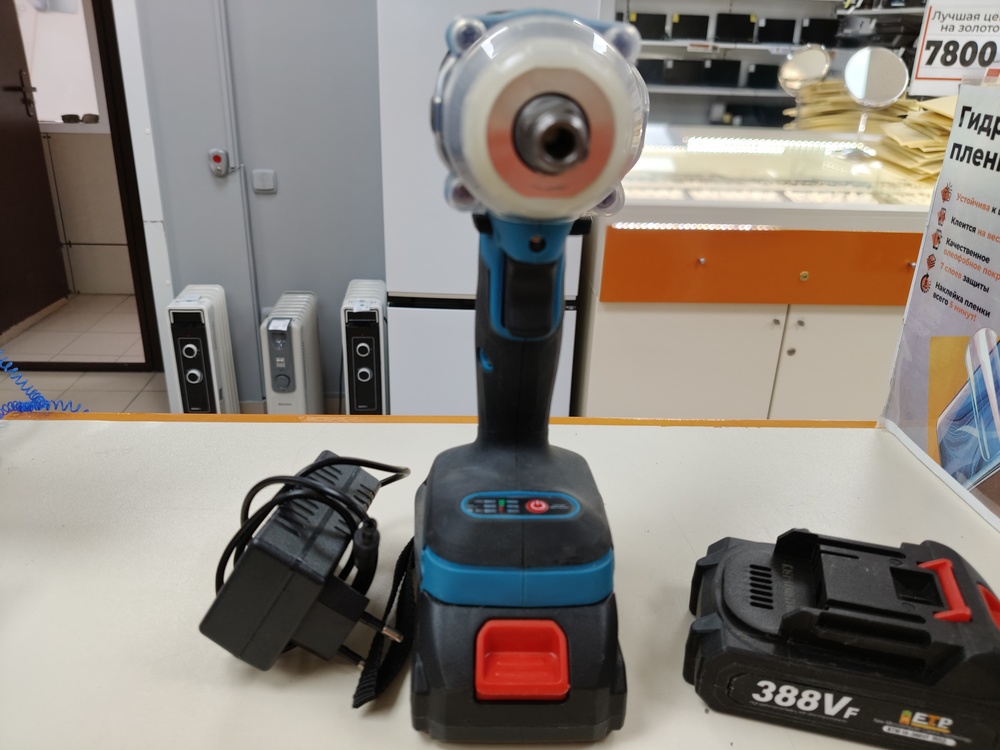 Гайковерт Makita 388V