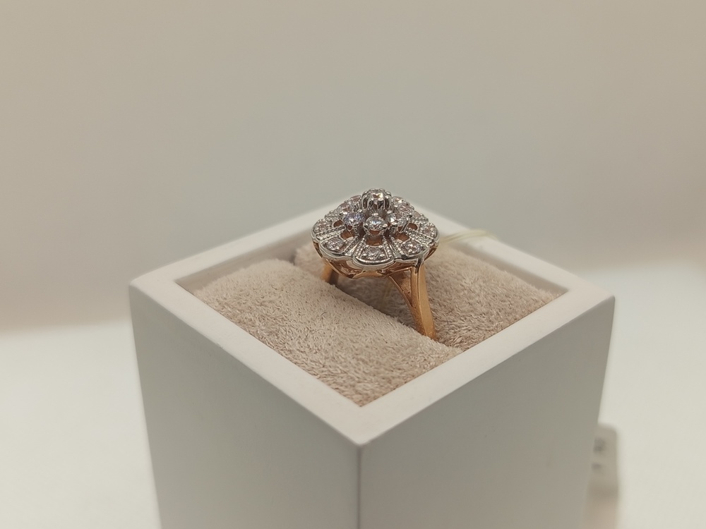 КОЛЬЦО С КАМНЯМИ (Au 585)