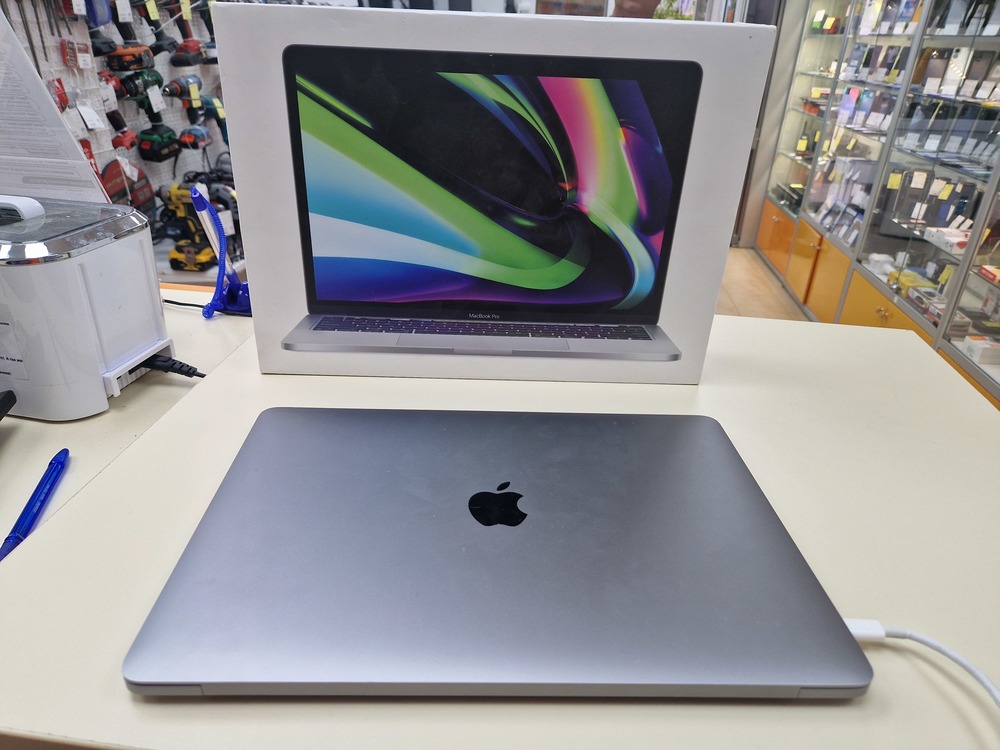 Ноутбук Apple Macbook Pro 13 2022 M2 8/256