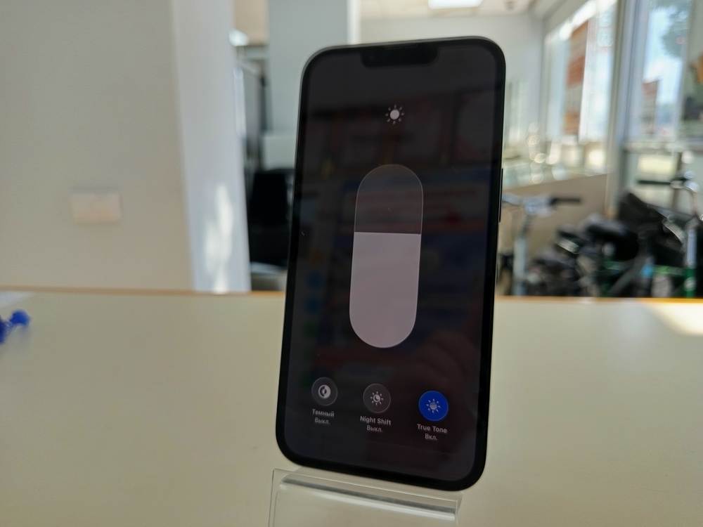 Смартфон Apple iPhone 13 128Gb