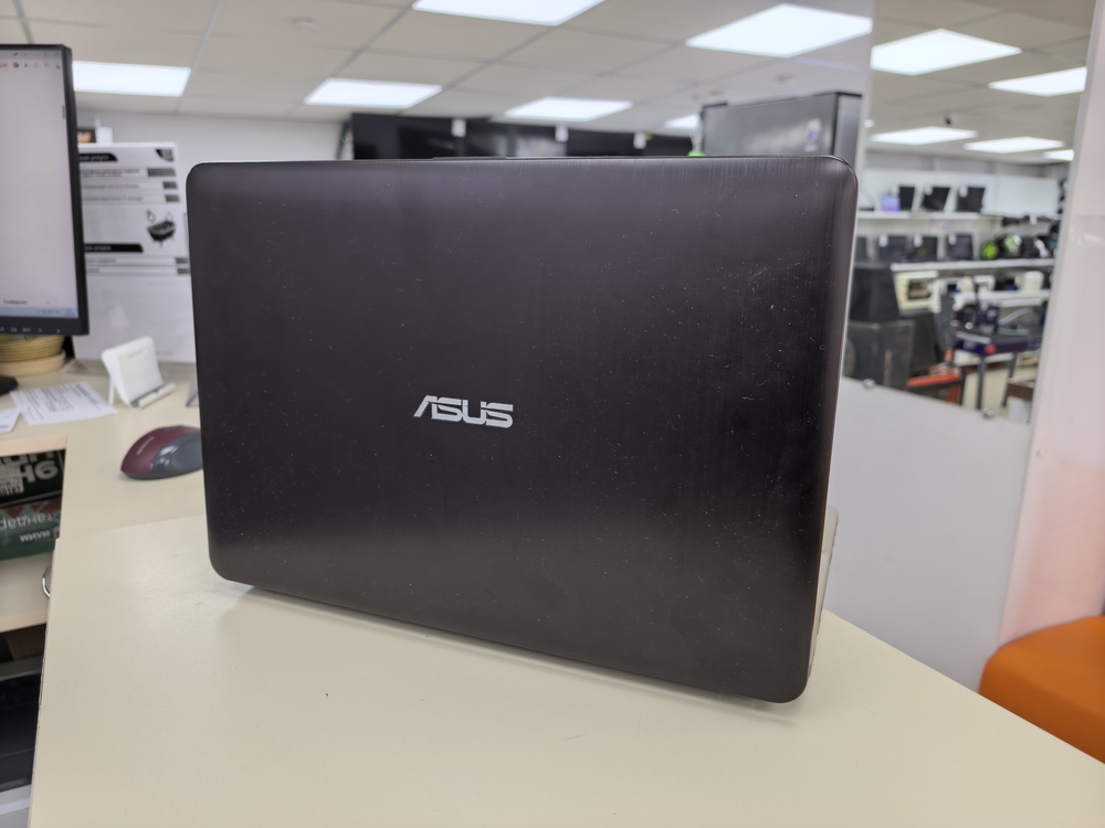 Ноутбук ASUS; Core i3-6006U, Intel HD Graphics 520, 12 Гб, 250 Гб, 1 Tb