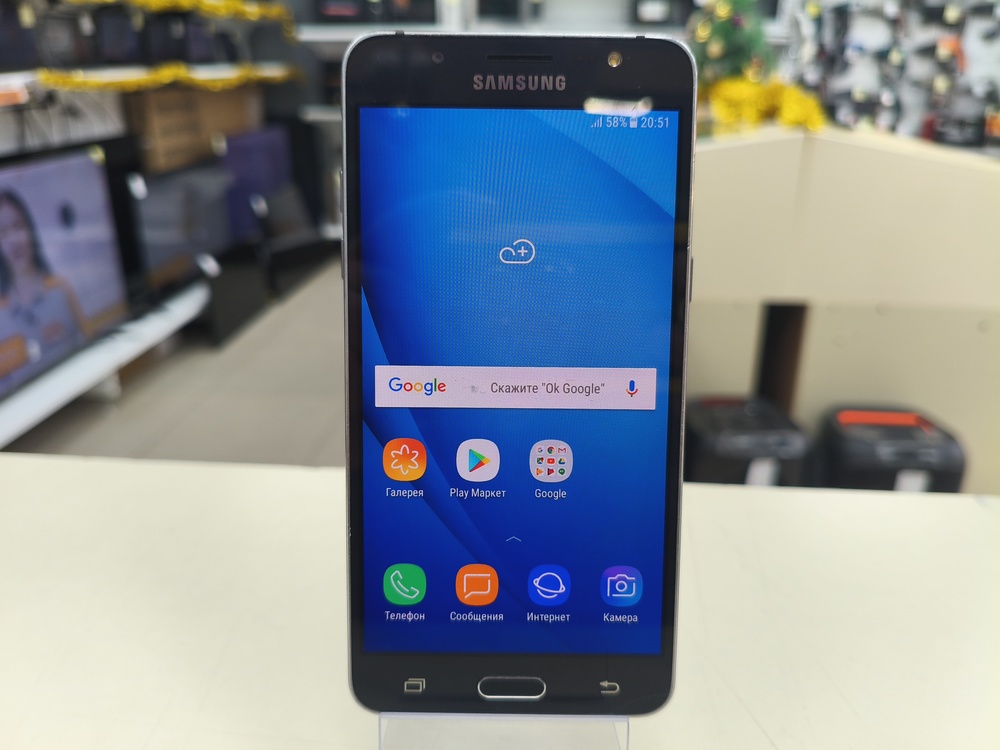 Смартфон Samsung Galaxy J5 2016 2/16