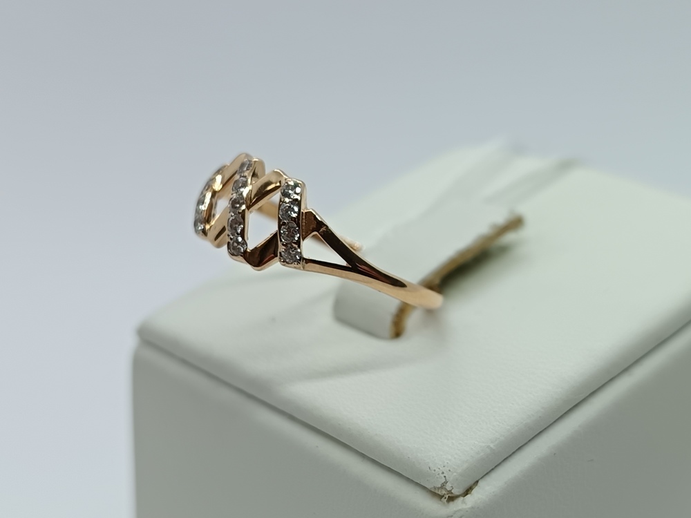 КОЛЬЦО С КАМНЯМИ (Au 585)