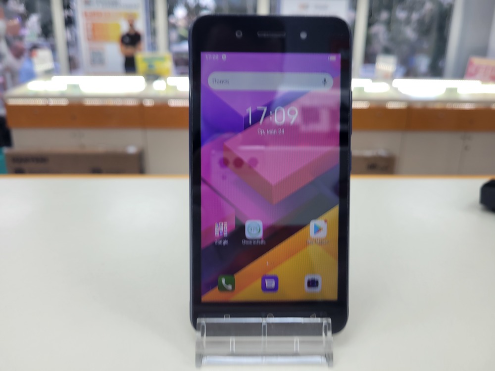 Смартфон Itel A17