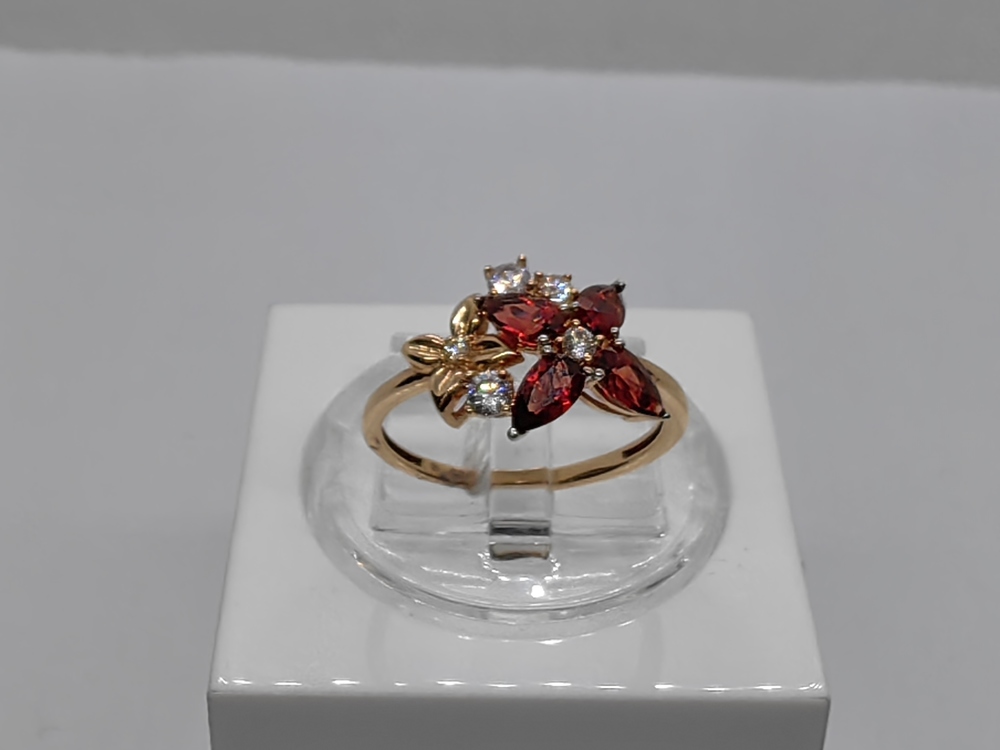 КОЛЬЦО С КАМНЯМИ (Au 585)