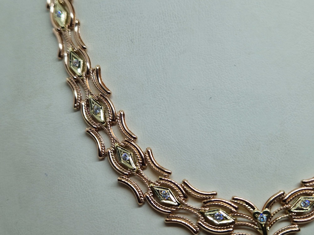 КОЛЬЕ С КАМНЯМИ Au 585