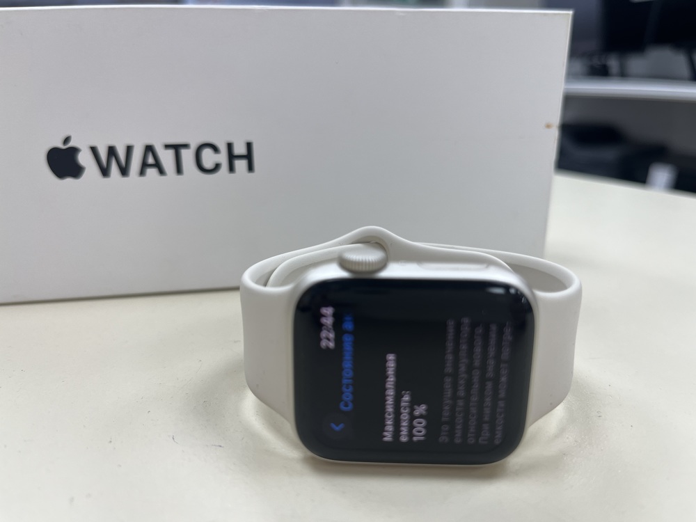 Смарт-часы Apple Watch SE 2022 40mm