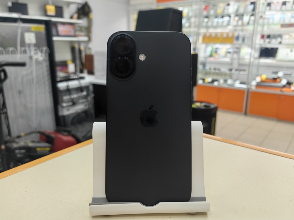 Смартфон Apple Iphone 16 128Gb