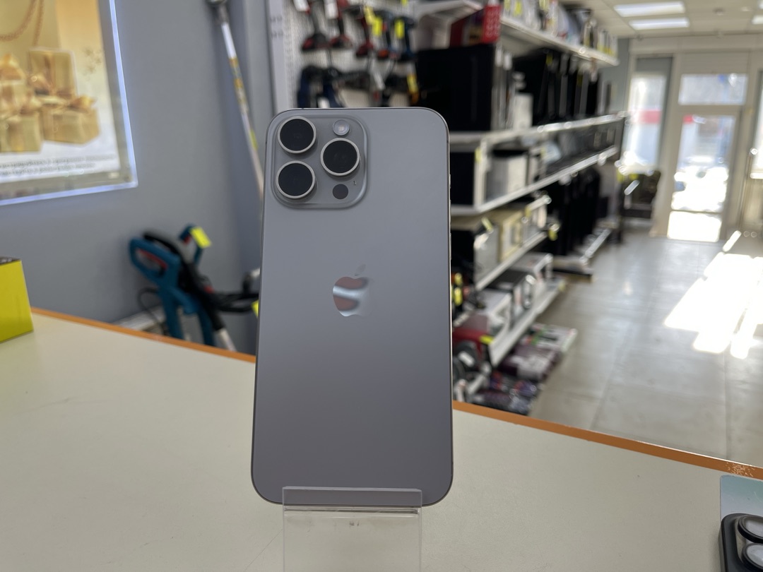 Смартфон Apple iPhone 15 Pro Max 256Gb