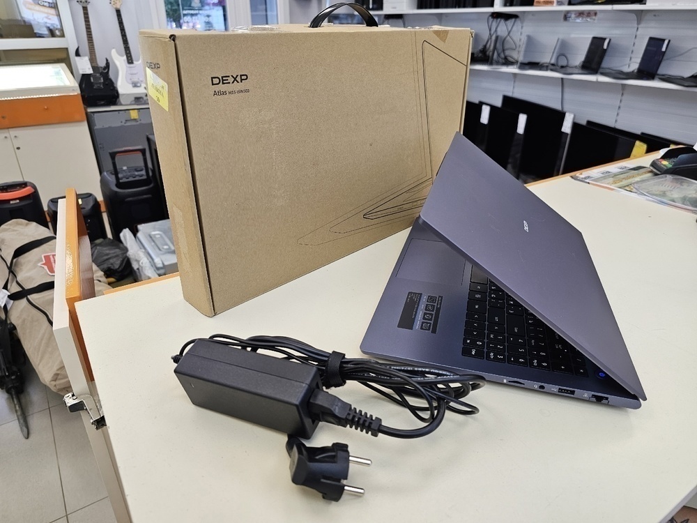 Ноутбук Dexp; Core i5-1235U, Intel iris XE Graphics, 16 Гб, 500 Гб, Нет