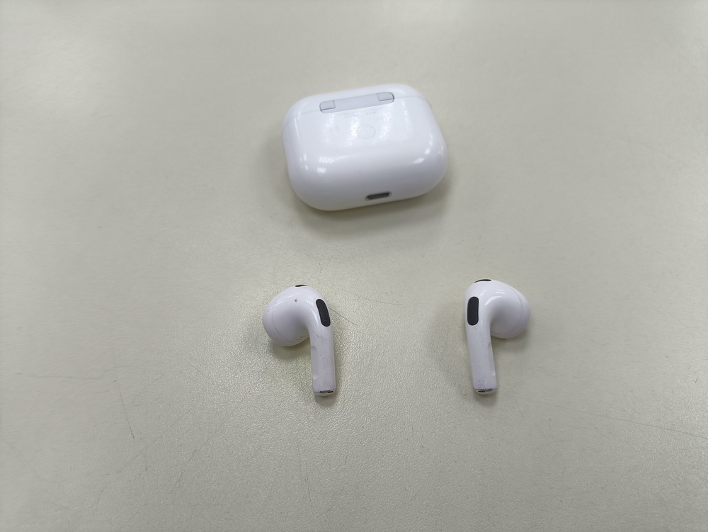 Наушники беспроводные Apple Airpods 3