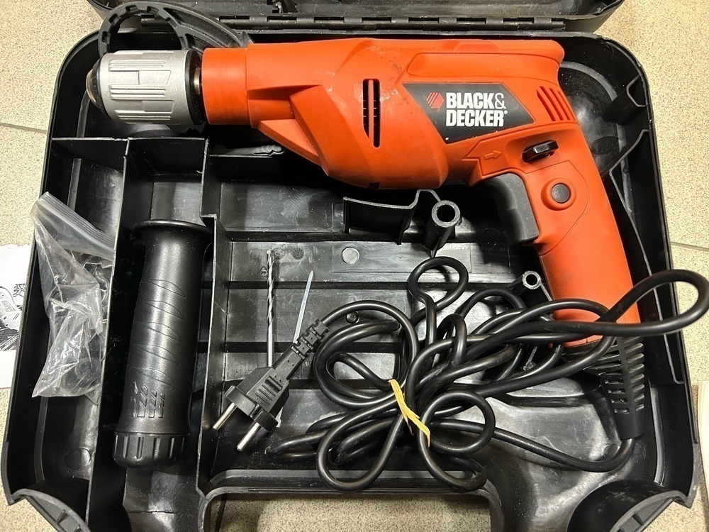 Дрель-ударная Black & Decker KR 603K